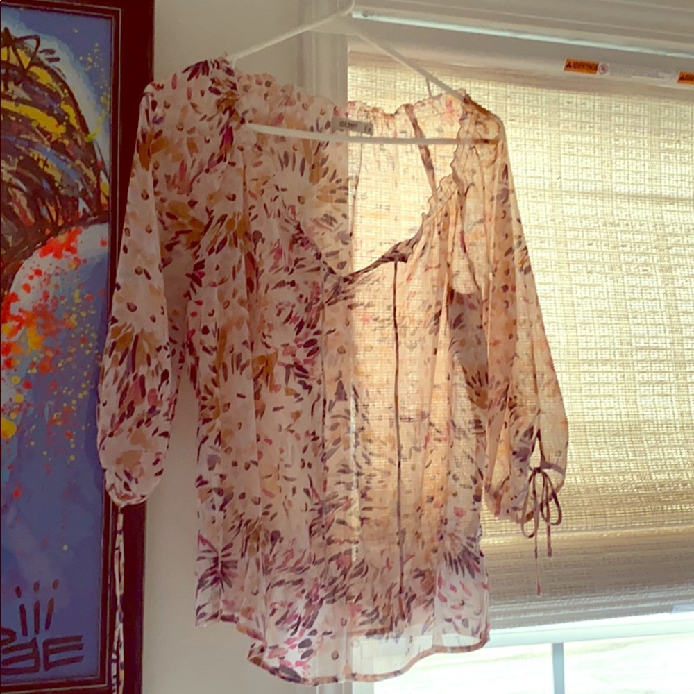 3/4 sleeve shirt